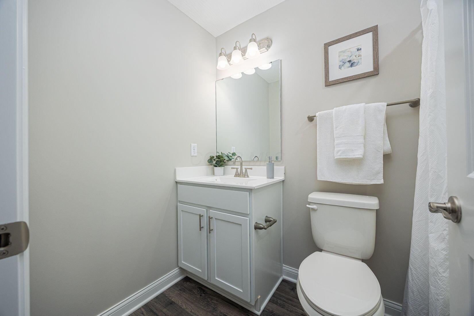 798 South Yearling Road Columbus, OH 43213 - Photo 23 of 28 Pictures are of the same model and not the actual property
