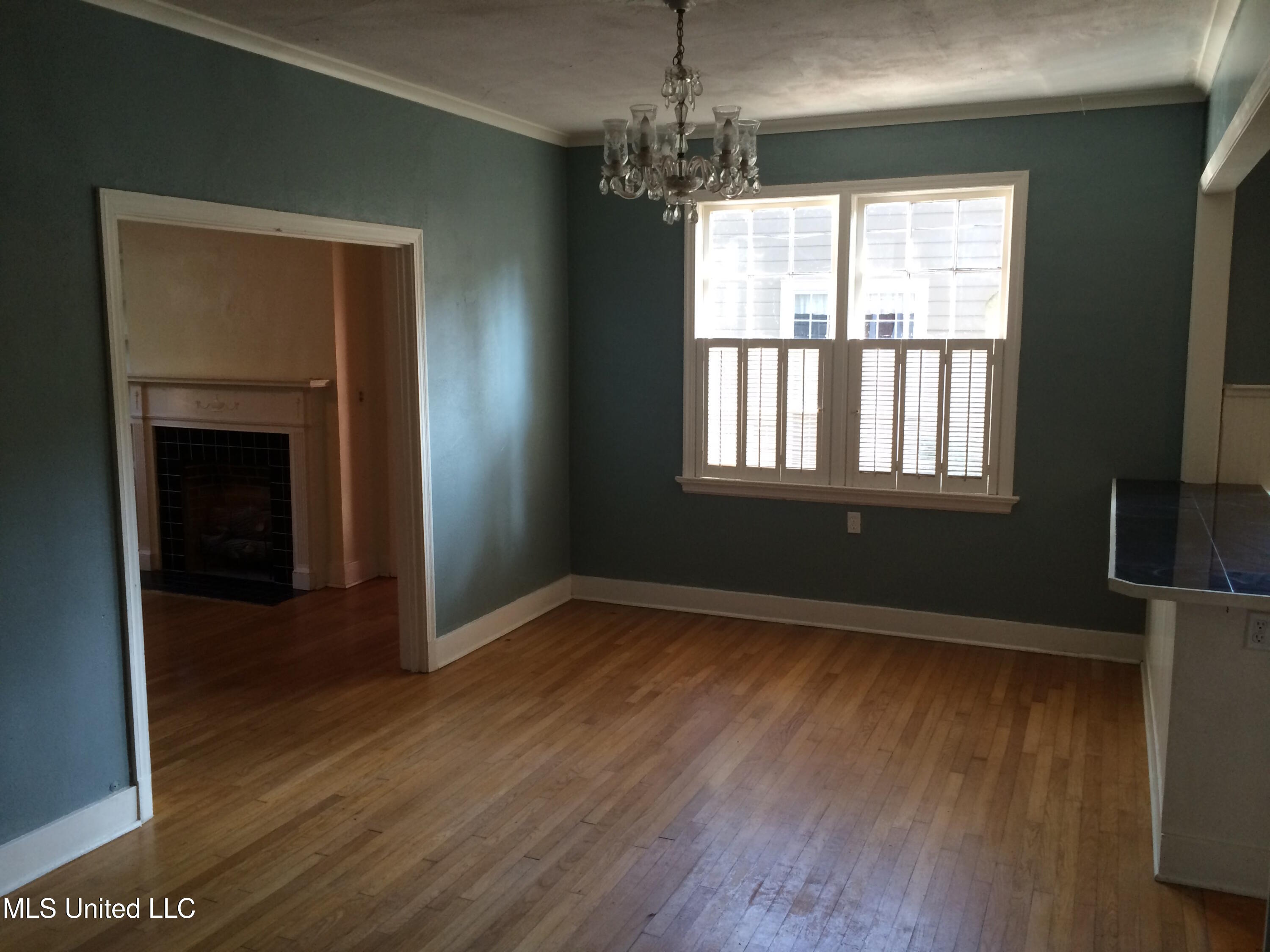 4056 Redwing Avenue Jackson, MS 39206 - Photo 9 of 18 redwing dining