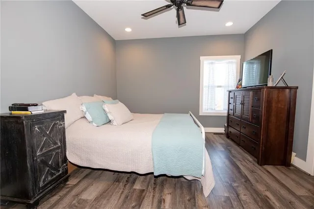 $549,900 | 4012 Hackberry Lane, Bates City, MO 64011