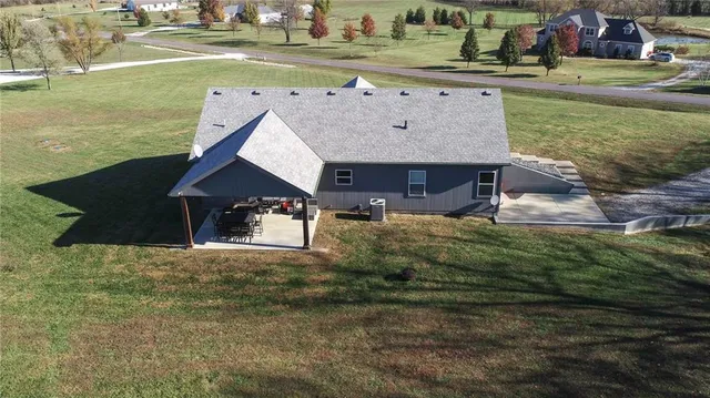 $549,900 | 4012 Hackberry Lane, Bates City, MO 64011