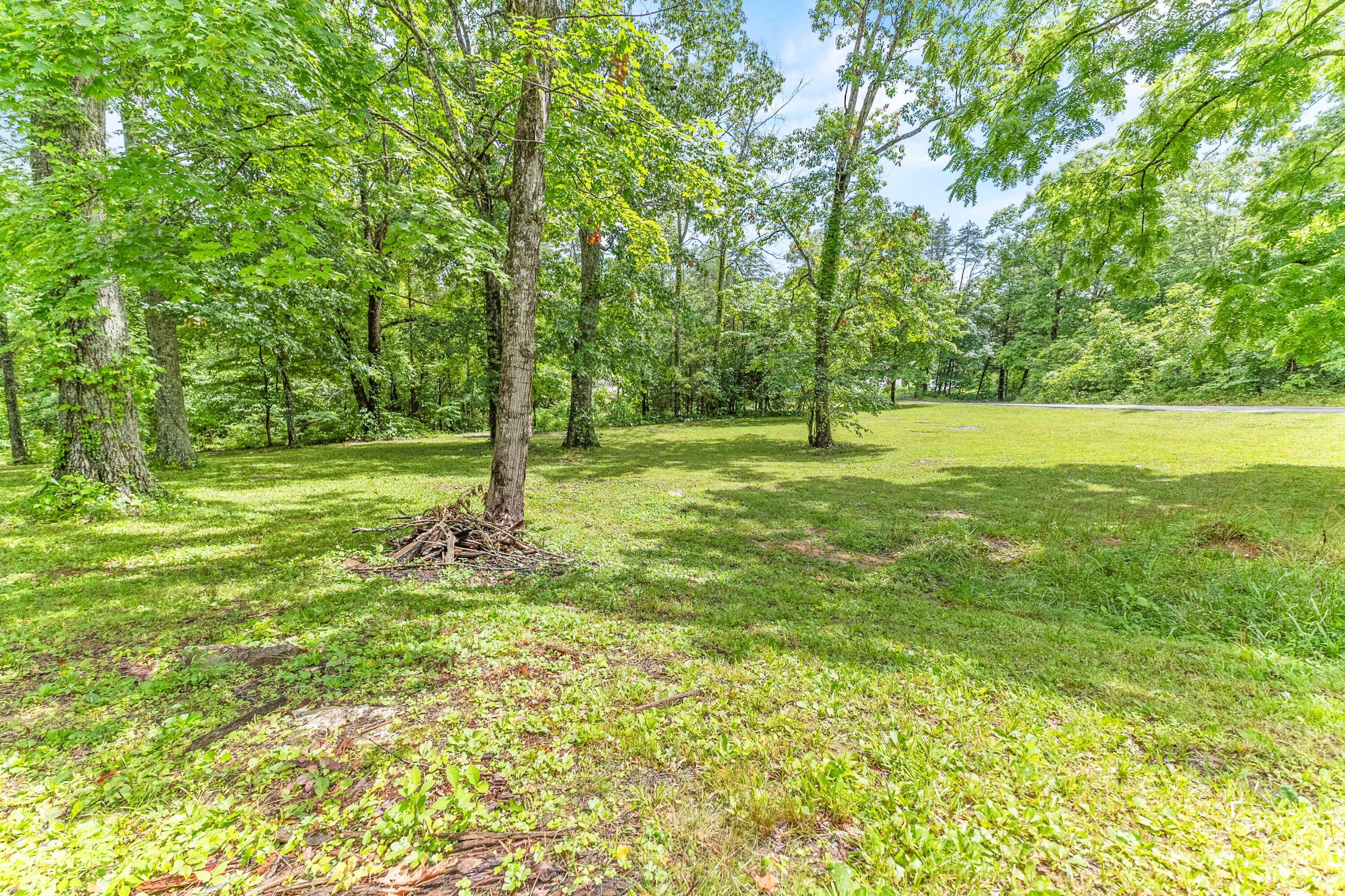 1835 Echo Point Road Bronston, KY 42518 - Photo 38 of 43 Echo Point Photo-15