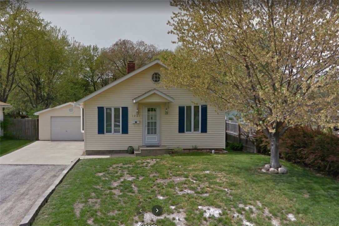 1261 Hillcrest Drive Decatur, IL 62526 - Photo 1 of 1 Gallery Image 1