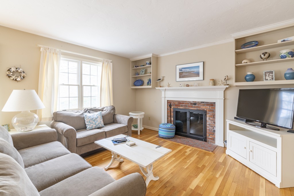 367 Orleans Road, Unit D Chatham, MA 02650 - Photo 6 of 28