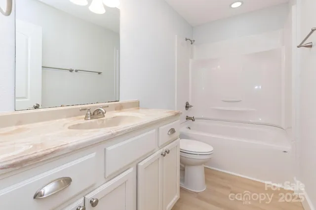 $475,000 | 7 Mcgee Ridge Road, Fairview, NC 28730