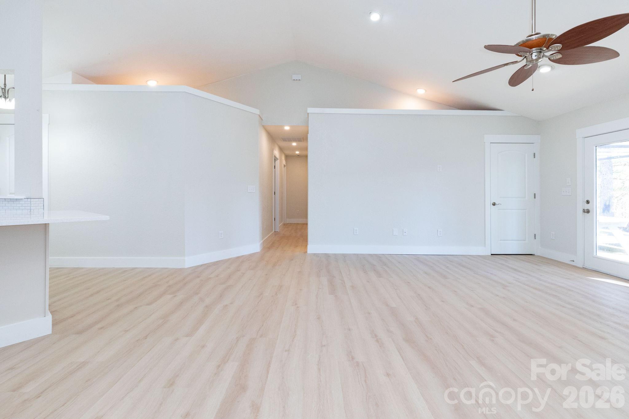 7 Mcgee Ridge Road Fairview, NC 28730 - Photo 6 of 28