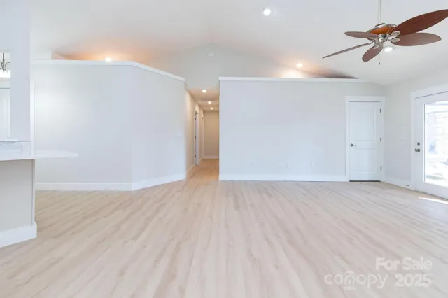 $475,000 | 7 Mcgee Ridge Road, Fairview, NC 28730