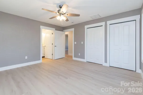 $470,000 | 7 Mcgee Ridge Road, Fairview, NC 28730