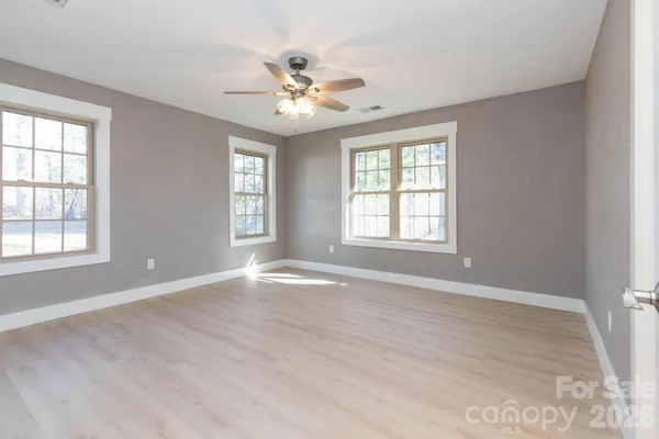 $470,000 | 7 Mcgee Ridge Road, Fairview, NC 28730