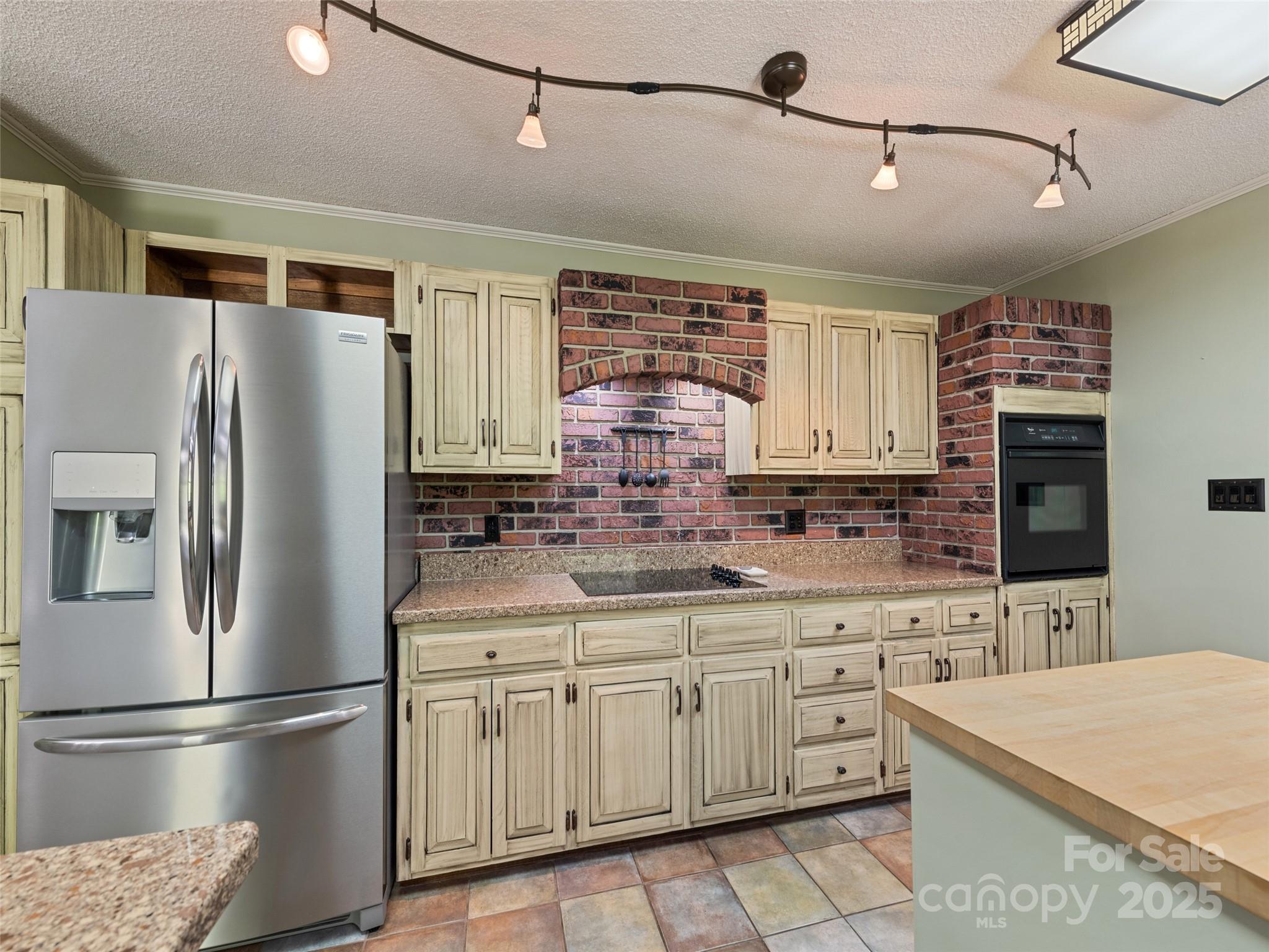 415 Crawford Road Waynesville, NC 28785 - Photo 22 of 47