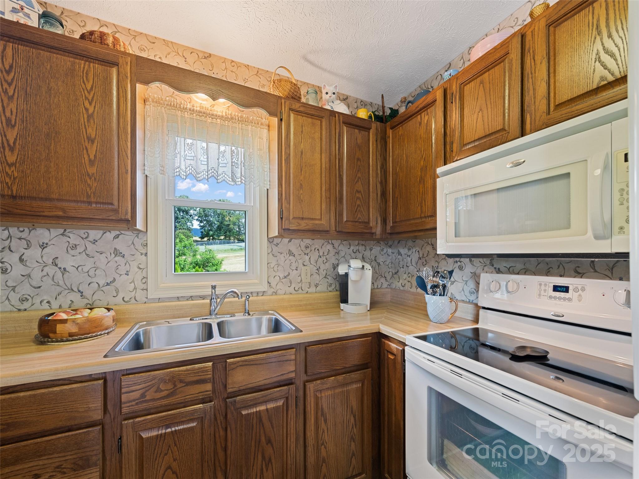 415 Crawford Road Waynesville, NC 28785 - Photo 43 of 47