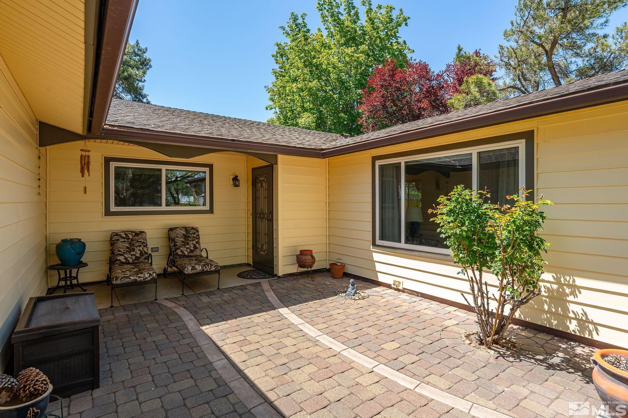 3035 Reuben Drive Reno, NV 89502 - Photo 3 of 24 Photo 3