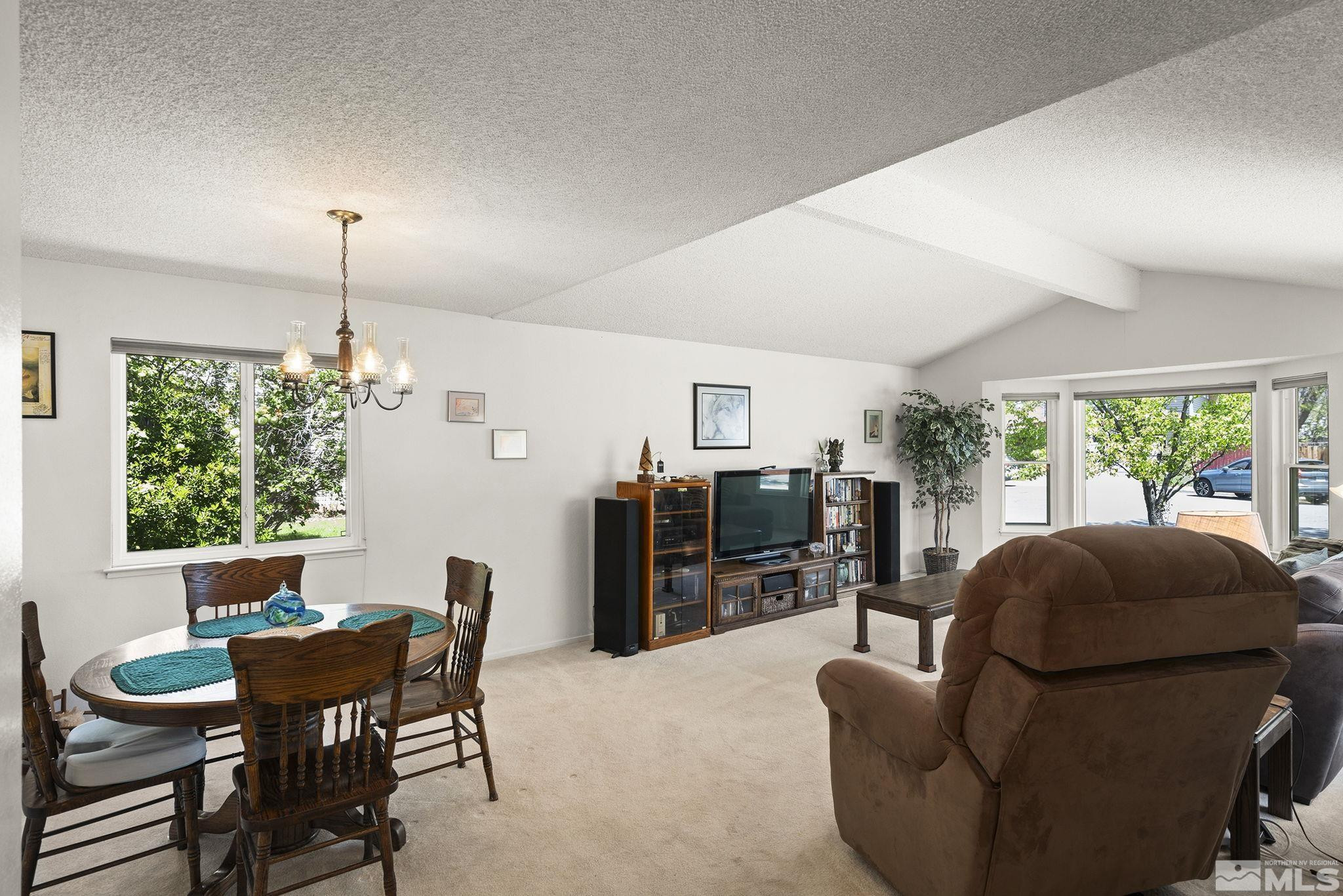 3035 Reuben Drive Reno, NV 89502 - Photo 4 of 24 Photo 4