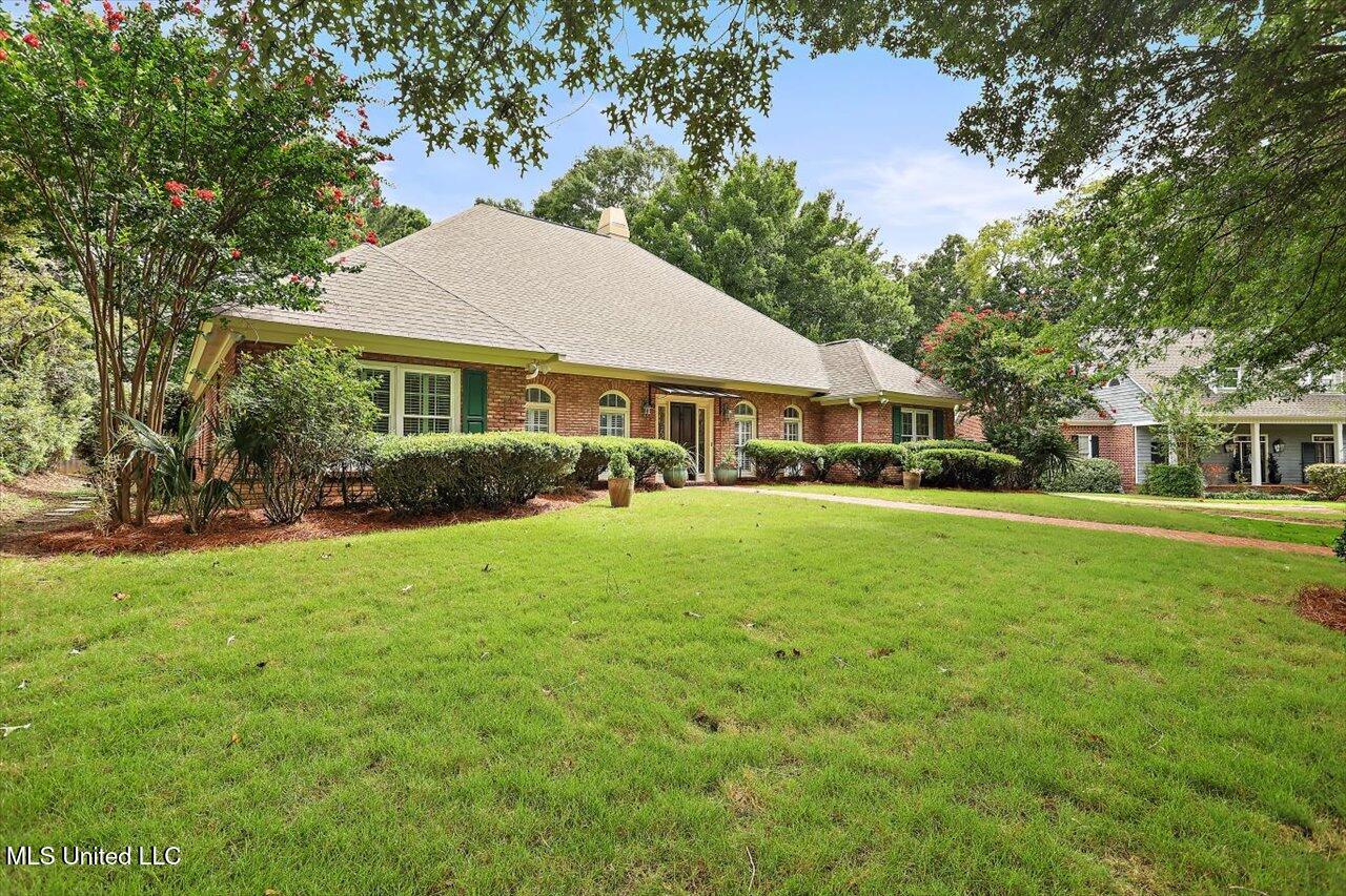 210 Bellewood Court Ridgeland, MS 39157 - Photo 2 of 47 02-210 Bellewood Ct