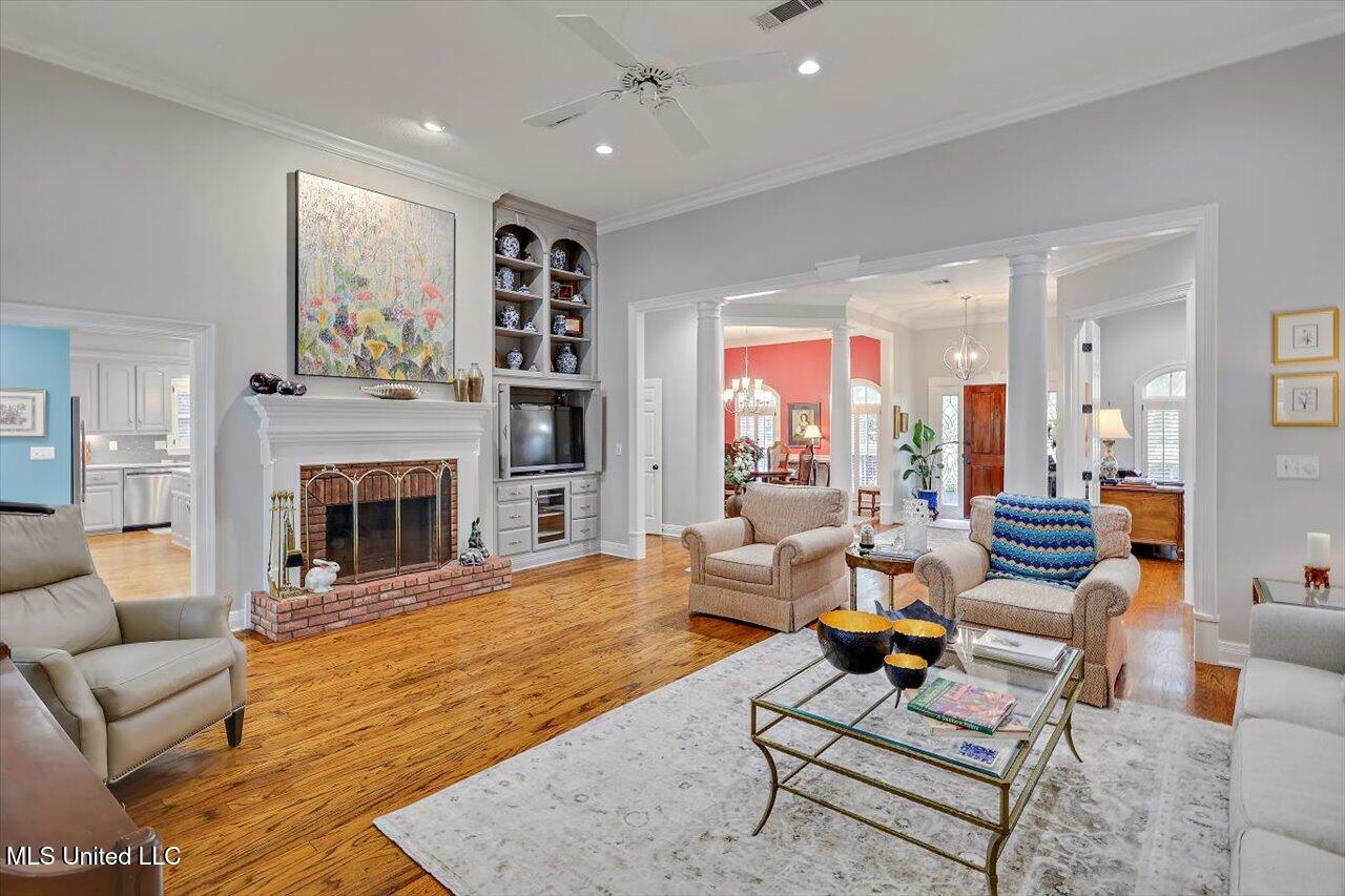 210 Bellewood Court Ridgeland, MS 39157 - Photo 8 of 47 08-210 Bellewood Ct