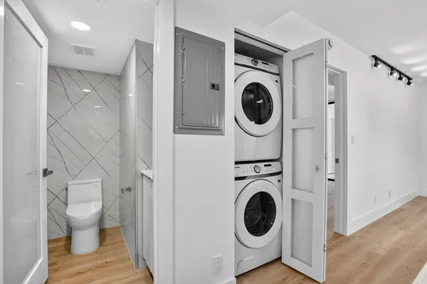 $2,400 | 400 West Hidden Valley Boulevard, Unit 406, Boca Raton, FL 33487