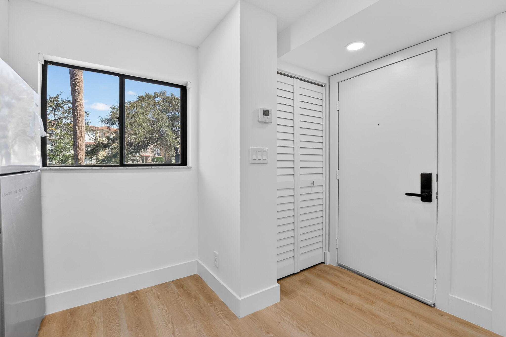 400 West Hidden Valley Boulevard, Unit 406 Boca Raton, FL 33487 - Photo 3 of 26 4-web-or-mls-DSC_5342