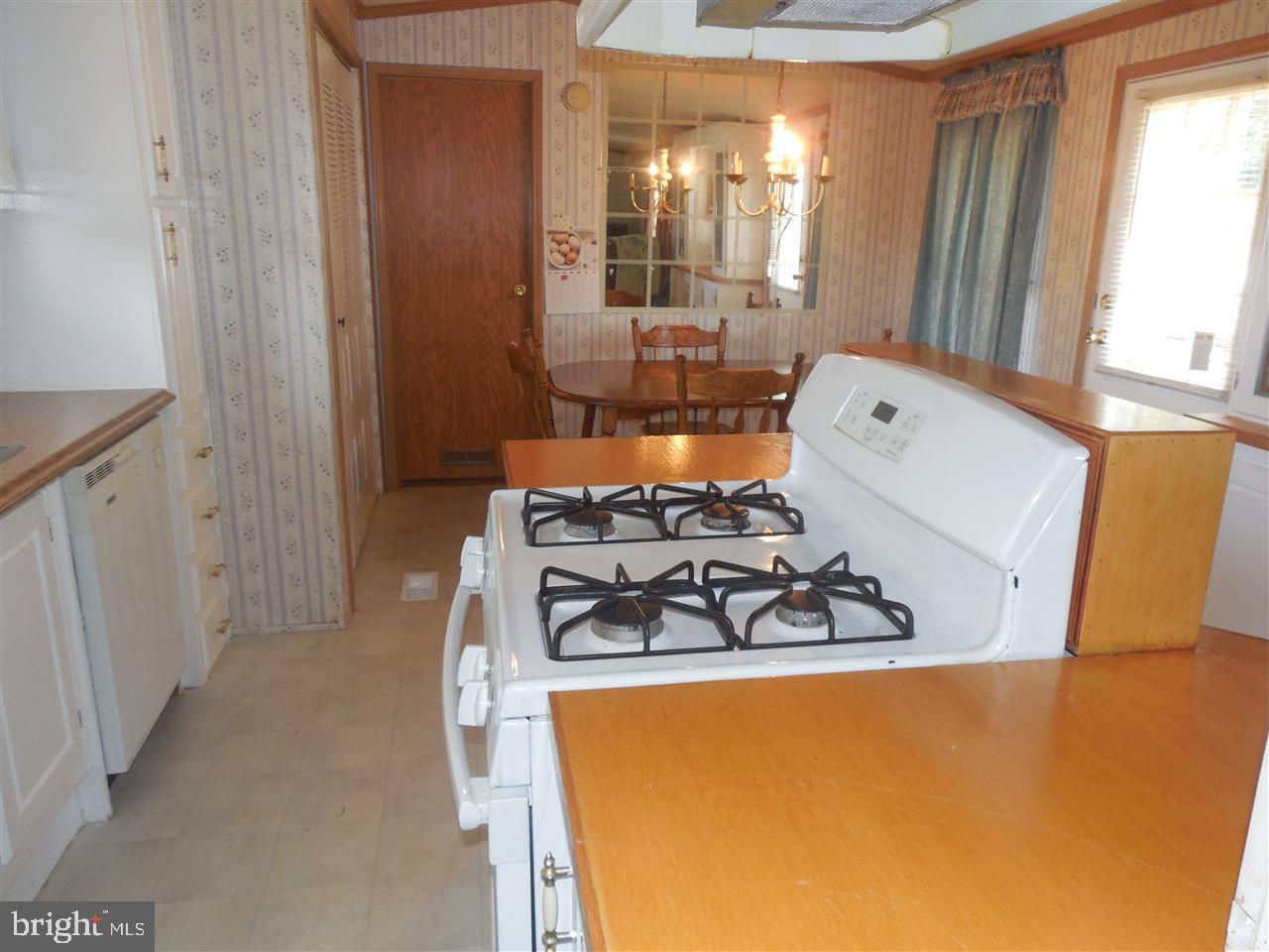 121 Green Road Delta, PA 17314 - Photo 11 of 22 Gallery Image 11