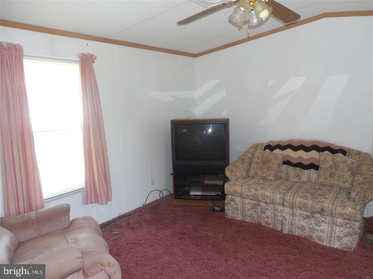 121 Green Road Delta, PA 17314 - Photo 7 of 22 Gallery Image 7
