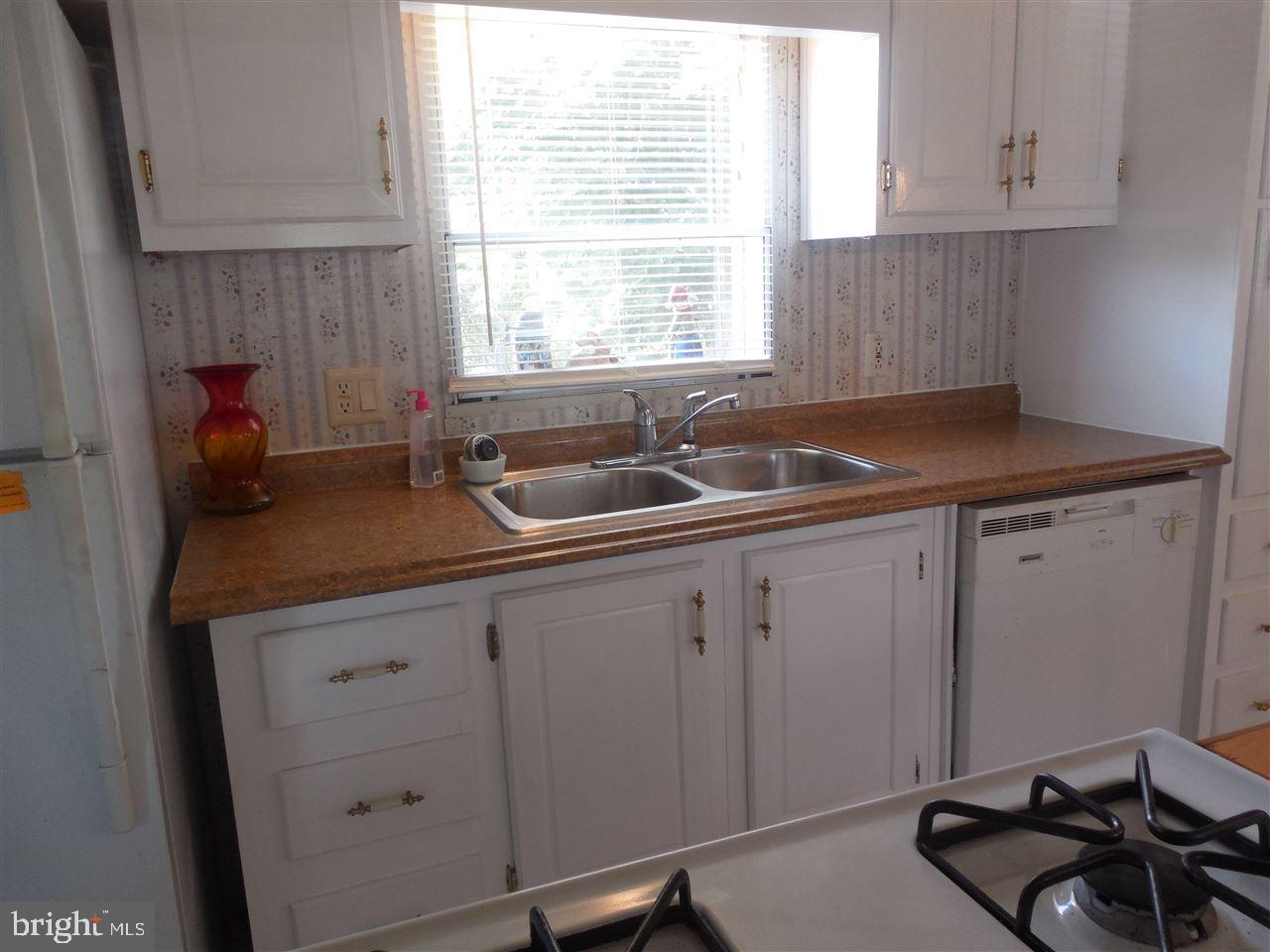 121 Green Road Delta, PA 17314 - Photo 10 of 22 Gallery Image 10