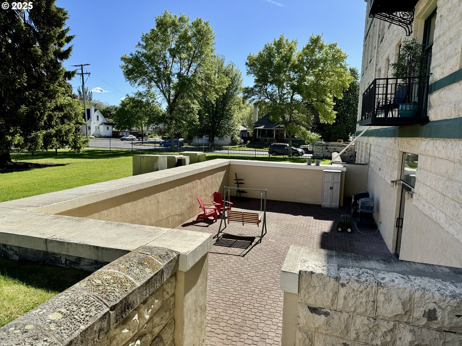 2365 4th Street, Unit 205 Baker City, OR 97814 - Photo 22 of 23 a view of swimming pool with lounge chair