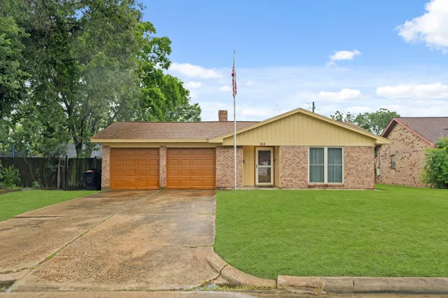 $210,000 | 746 Fawn Drive, Houston, TX 77015