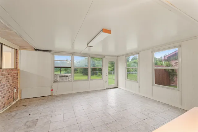 $210,000 | 746 Fawn Drive, Houston, TX 77015