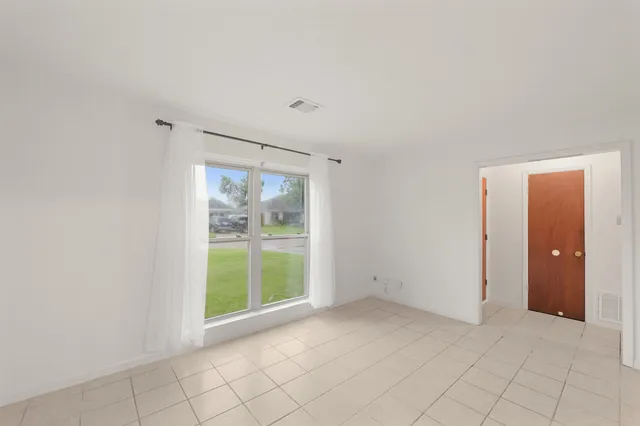 $210,000 | 746 Fawn Drive, Houston, TX 77015