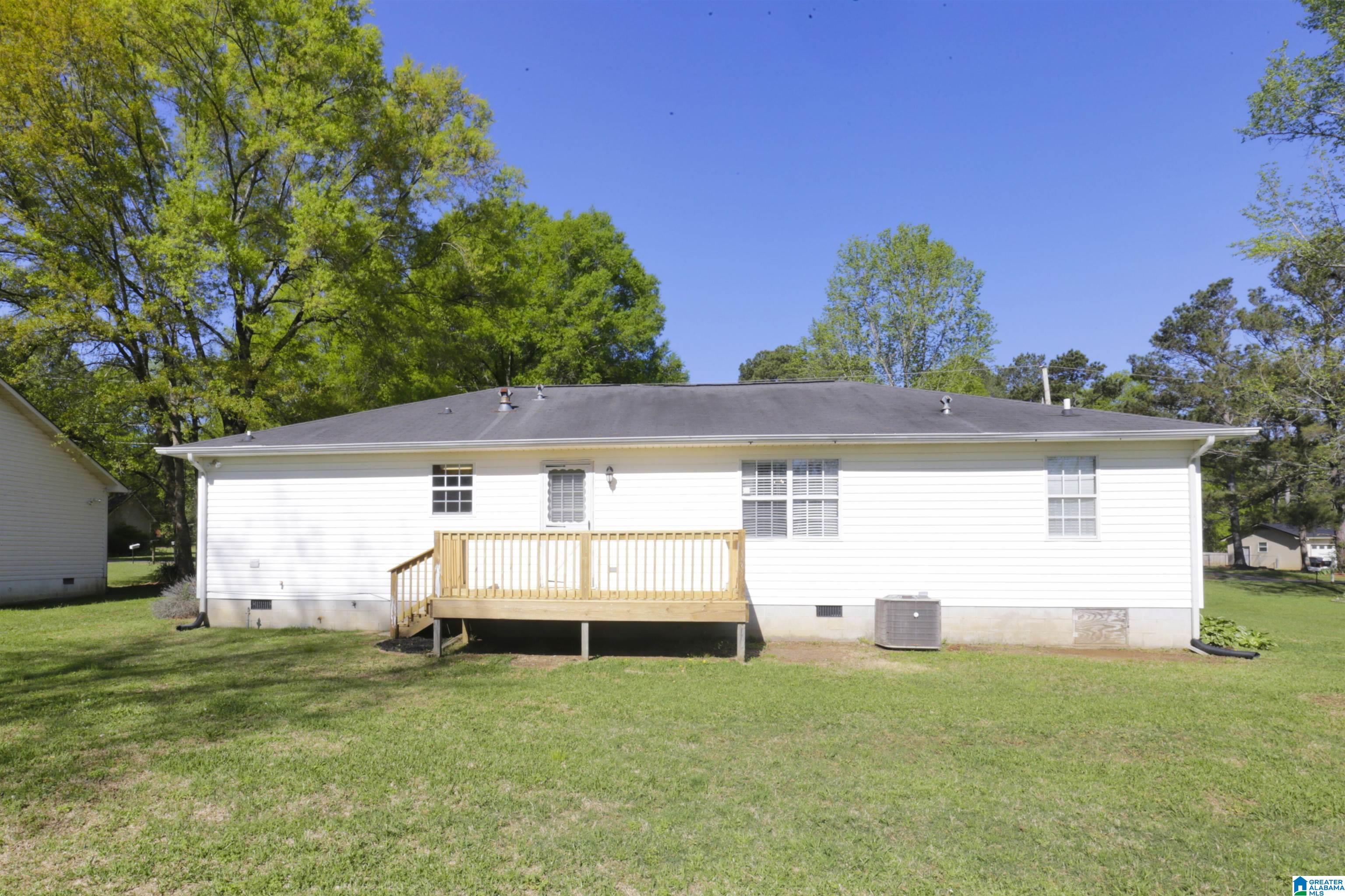 717 Timber Way Weaver, AL 36277 - Photo 4 of 30