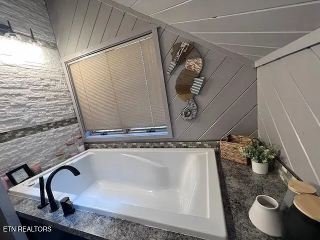 $510,000 | 391 Underwood Grove Road, Cumberland Gap, TN 37724