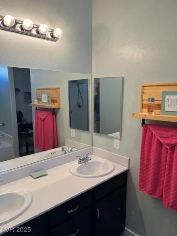 $399,999 | 2146 Dillons Cove Drive, Laughlin, NV 89029