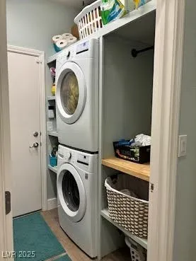 $399,999 | 2146 Dillons Cove Drive, Laughlin, NV 89029