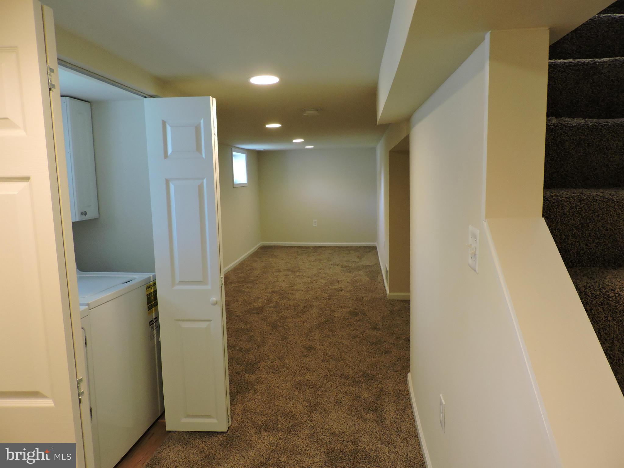 3911 Annapolis Road Halethorpe, MD 21227 - Photo 19 of 24 a view of hallway