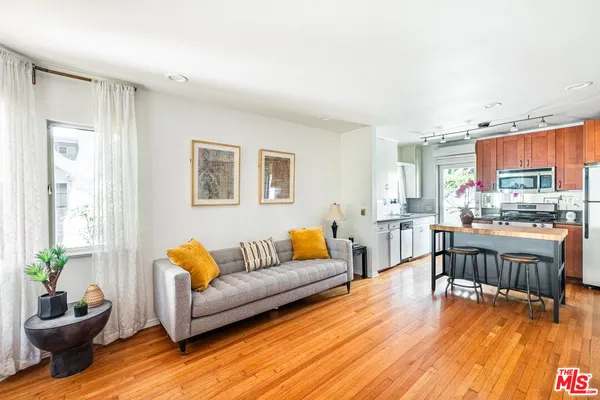 $3,650,000 | 914 20th Street, Santa Monica, CA 90403
