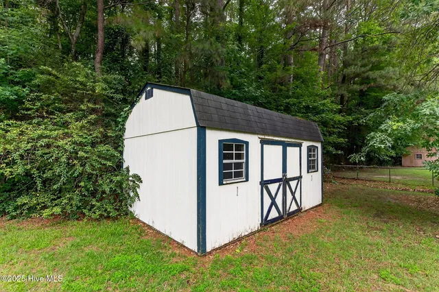 $525,000 | 137 South Street, Moyock, NC 27958