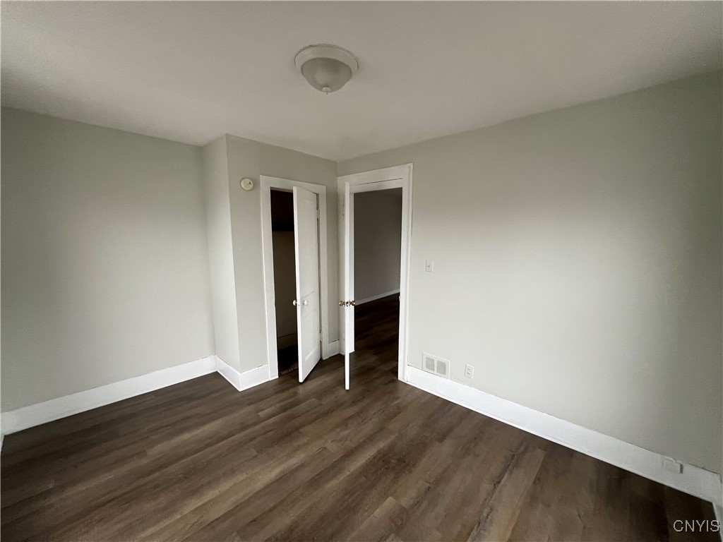 1114 Spring Street Syracuse, NY 13208 - Photo 4 of 9