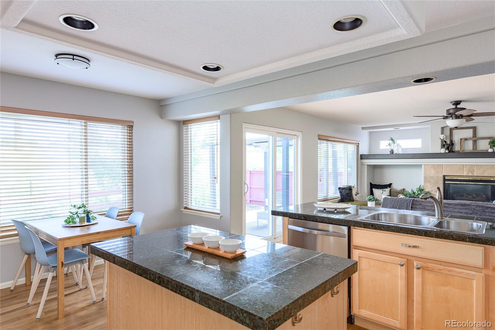 2647 West Bitterroot Place Highlands Ranch, CO 80129 - Photo 12 of 40