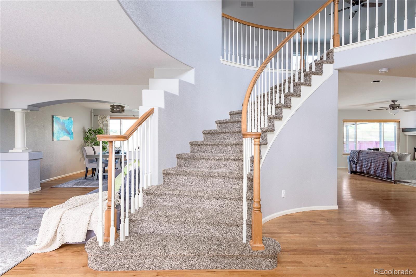 2647 West Bitterroot Place Highlands Ranch, CO 80129 - Photo 4 of 40
