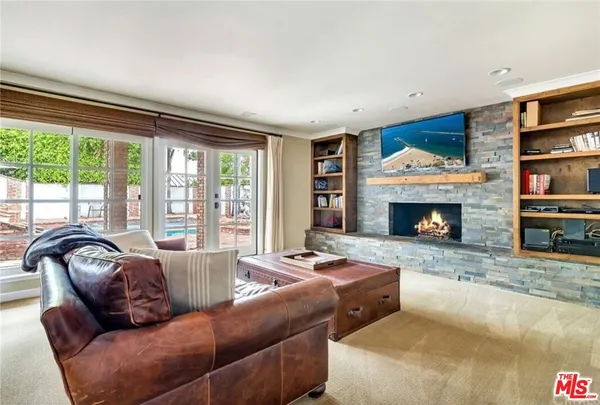 $10,500 | 815 Camphor Street, Newport Beach, CA 92660