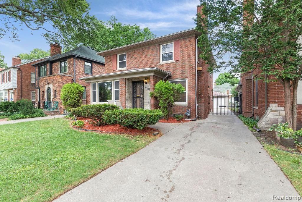 19926 Shrewsbury Road Detroit, MI 48221 - Photo 4 of 24