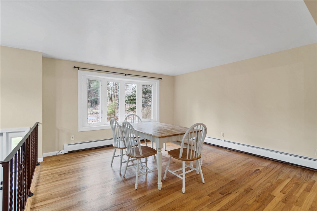 80 Clarke Road Coventry, RI 02816 - Photo 11 of 38