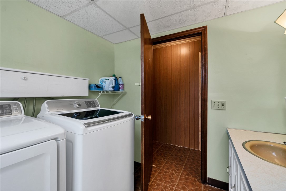 80 Clarke Road Coventry, RI 02816 - Photo 27 of 38