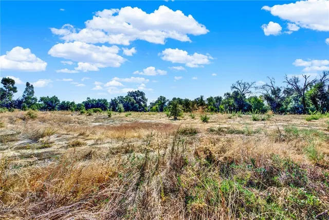 a view of a lake with houses