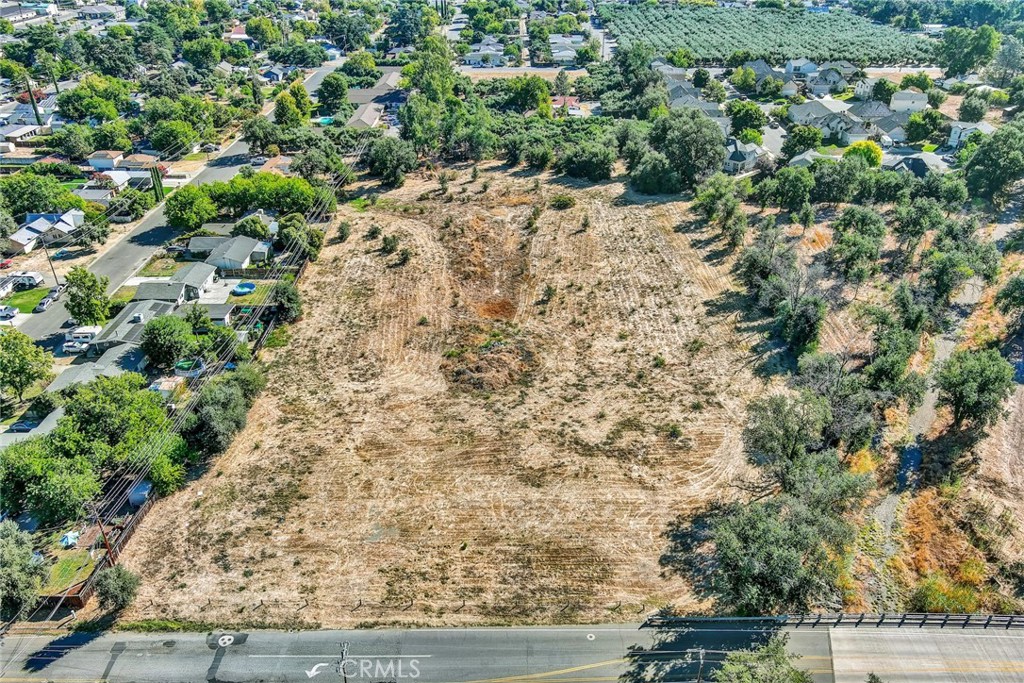0 Toomes Corning, CA 96021 - Photo 5 of 20 a view of a yard with a tree