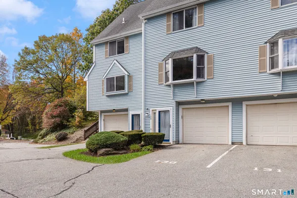 $250,000 | 69 Perry Street, Unit 130, Putnam, CT 06260