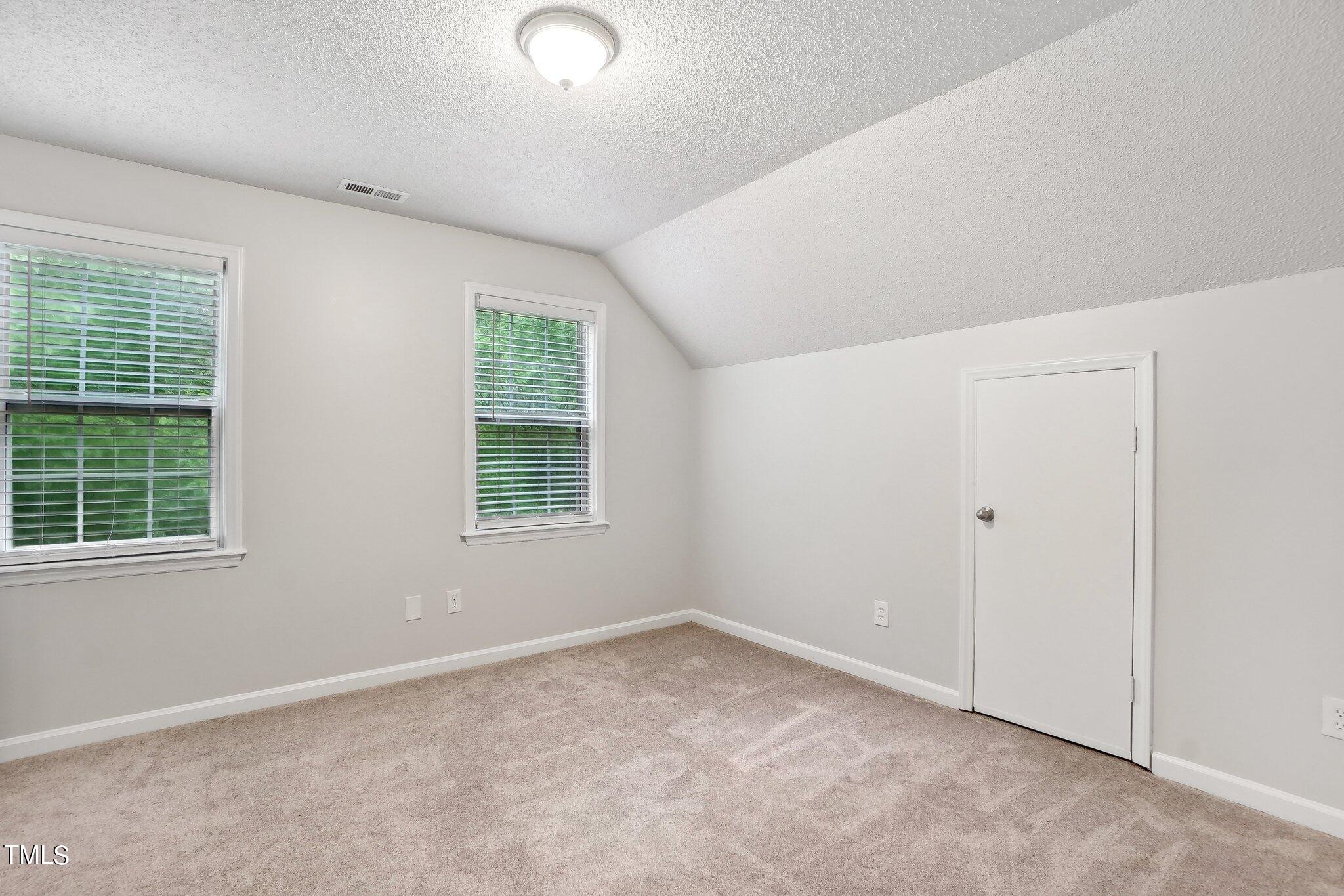 5221 Pronghorn Lane Raleigh, NC 27610 - Photo 21 of 29 Pronghorn Ln-022
