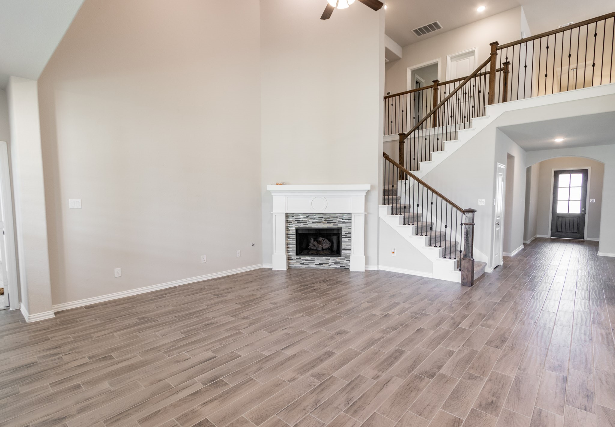 2831 Maple Oak Lane Manvel, TX 77578 - Photo 4 of 50 Family Room