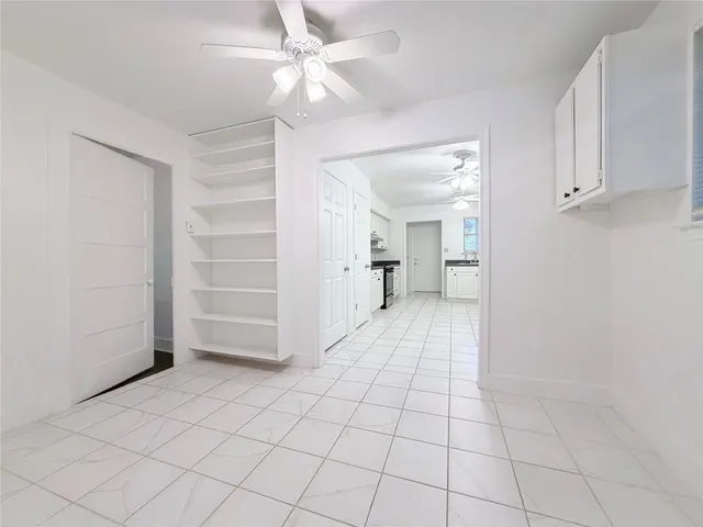 $2,400 | 2003 East 12th Street, Austin, TX 78702