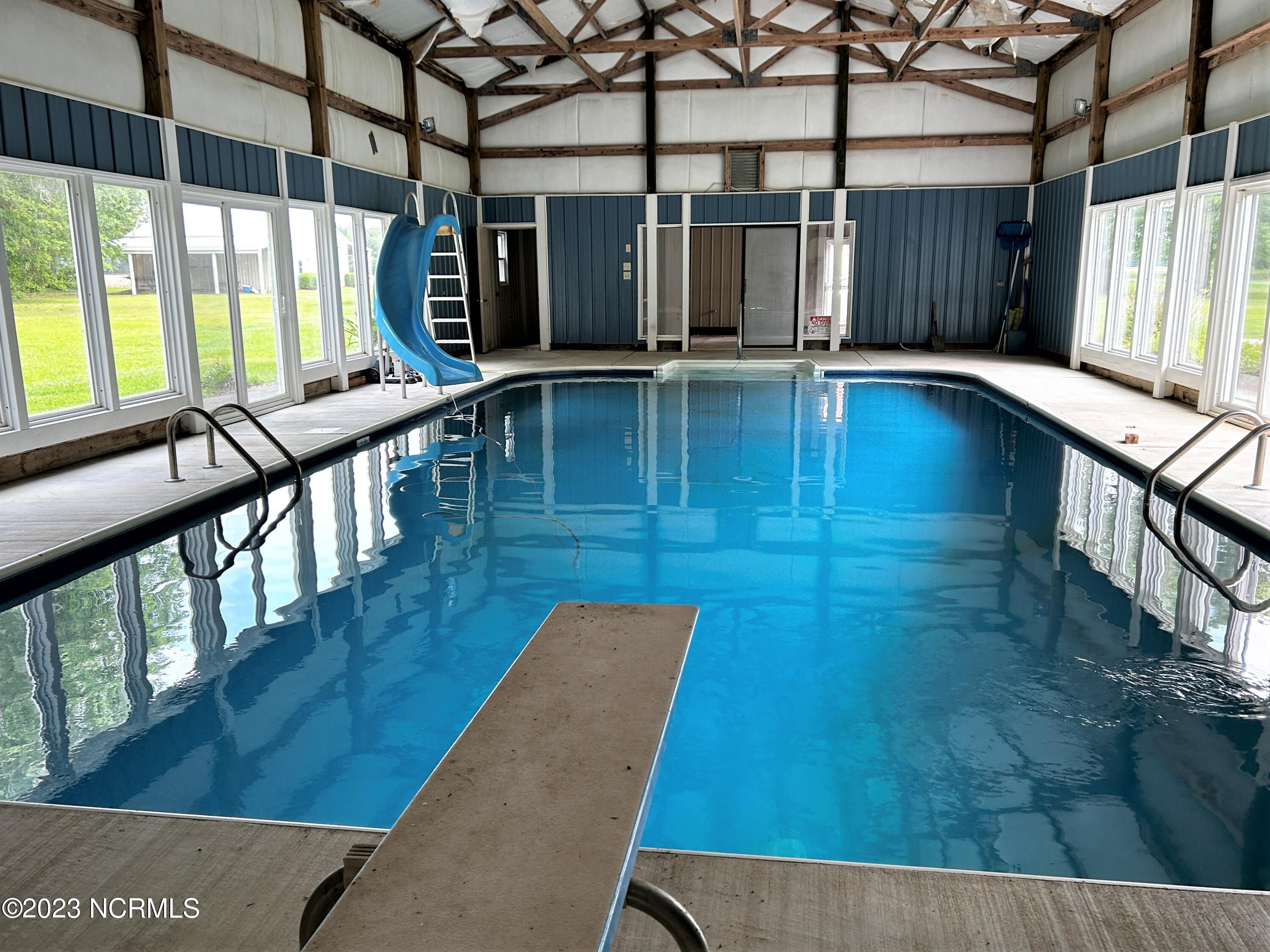 5182 Neuse Road Kinston, NC 28501 - Photo 35 of 46 Pool