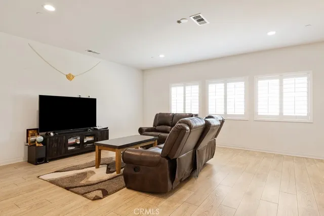 $899,000 | 5242 Hayes Court, Fontana, CA 92336