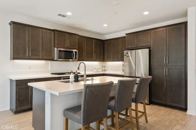 $899,000 | 5242 Hayes Court, Fontana, CA 92336